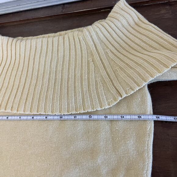 VTG Y2K GAP Size S Yellow Off Shoulder Sweater Top Knit Chic Coquette Preppy - Picture 12 of 12